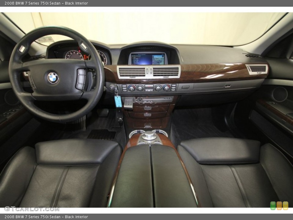 Black Interior Dashboard for the 2008 BMW 7 Series 750i Sedan #70026364