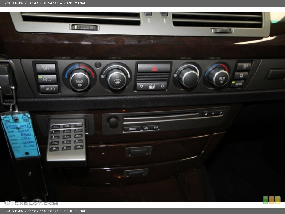 Black Interior Controls for the 2008 BMW 7 Series 750i Sedan #70026539