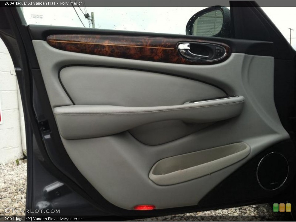 Ivory Interior Door Panel for the 2004 Jaguar XJ Vanden Plas #70030319