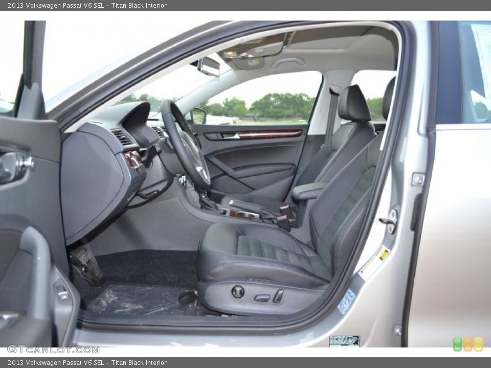 Titan Black Interior Photo for the 2013 Volkswagen Passat V6 SEL #70035039