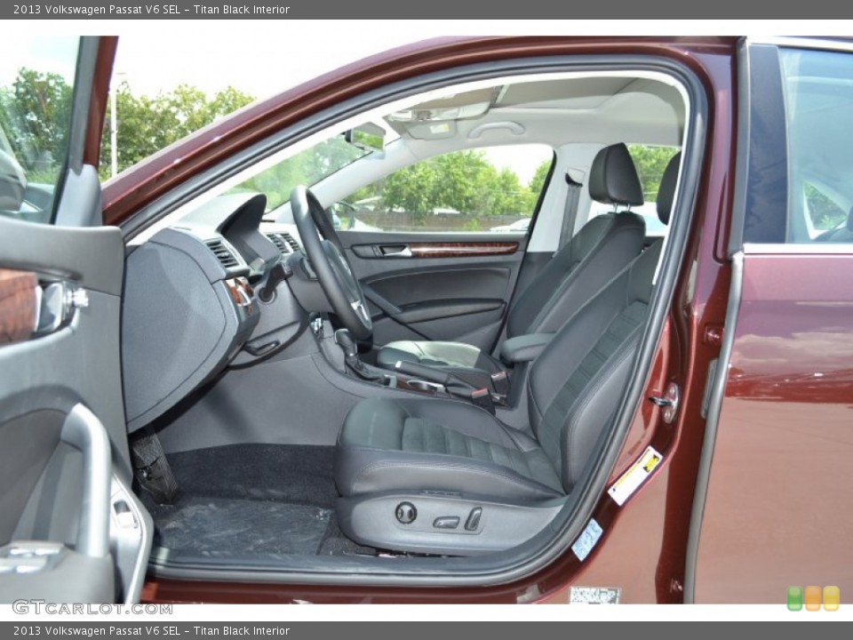 Titan Black Interior Photo for the 2013 Volkswagen Passat V6 SEL #70035283