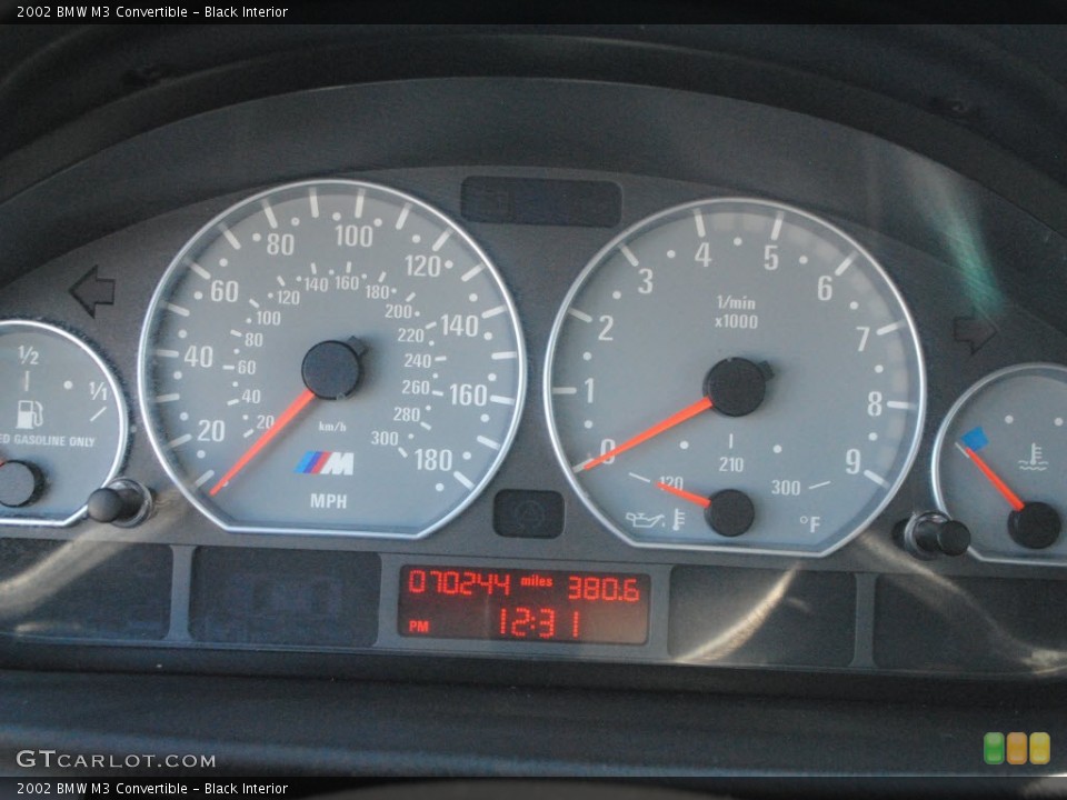 Black Interior Gauges for the 2002 BMW M3 Convertible #70049102
