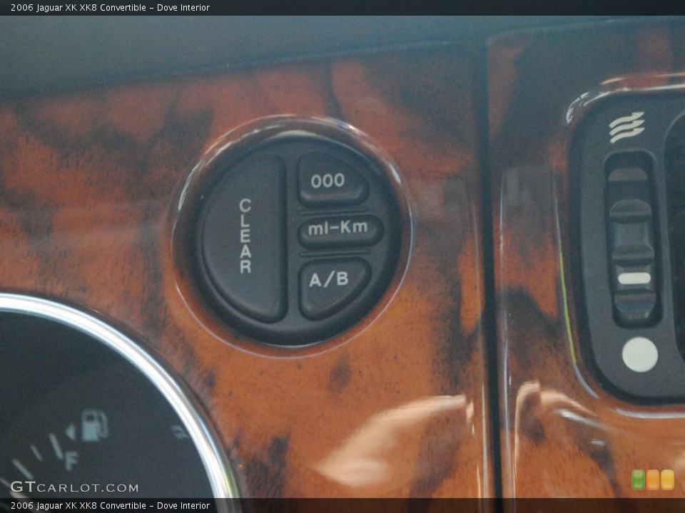 Dove Interior Controls for the 2006 Jaguar XK XK8 Convertible #70049500