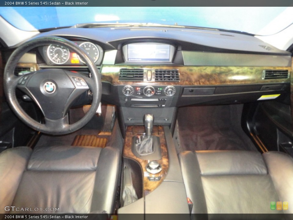 Black Interior Dashboard for the 2004 BMW 5 Series 545i Sedan #70049943