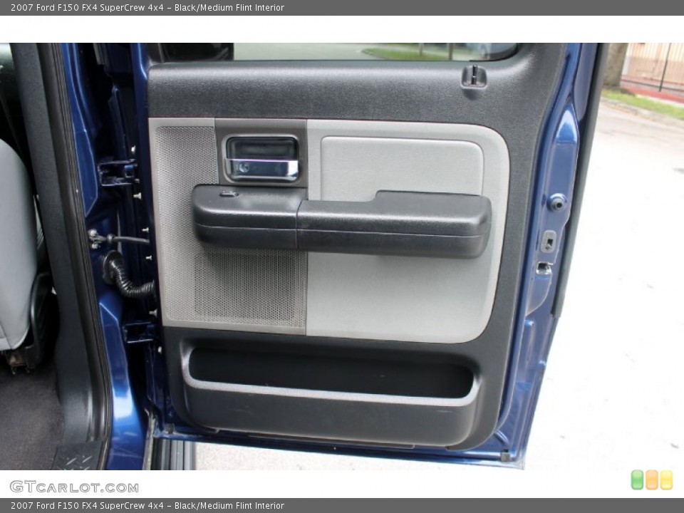 Black/Medium Flint Interior Door Panel for the 2007 Ford F150 FX4 SuperCrew 4x4 #70066553