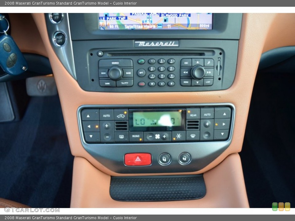 Cuoio Interior Controls for the 2008 Maserati GranTurismo  #70071838