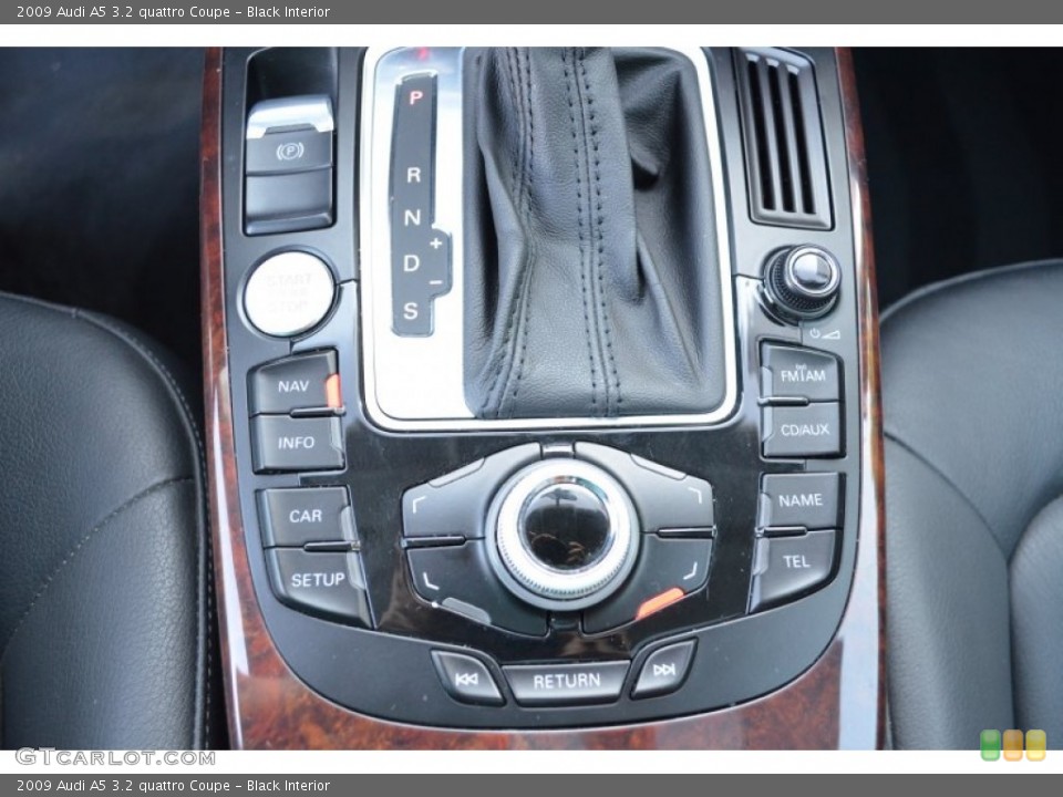 Black Interior Controls for the 2009 Audi A5 3.2 quattro Coupe #70072185