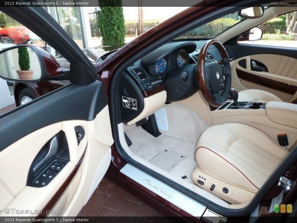 Sabbia Interior Photo for the 2013 Maserati Quattroporte S #70072487