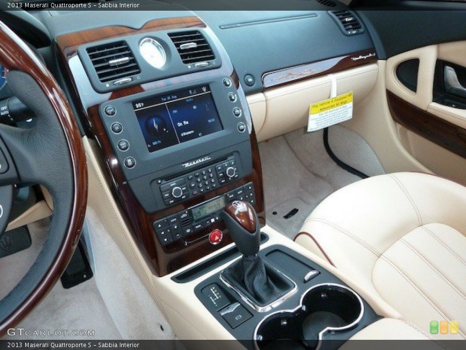 Sabbia Interior Controls for the 2013 Maserati Quattroporte S #70072569
