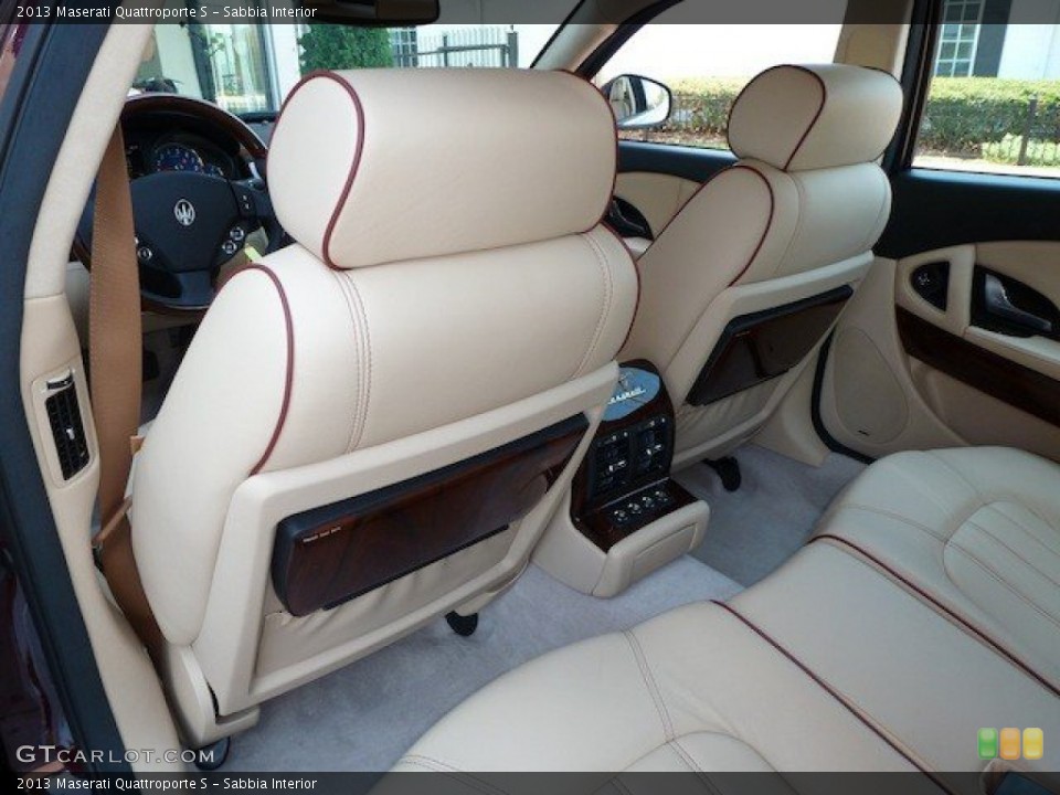 Sabbia Interior Photo for the 2013 Maserati Quattroporte S #70072633