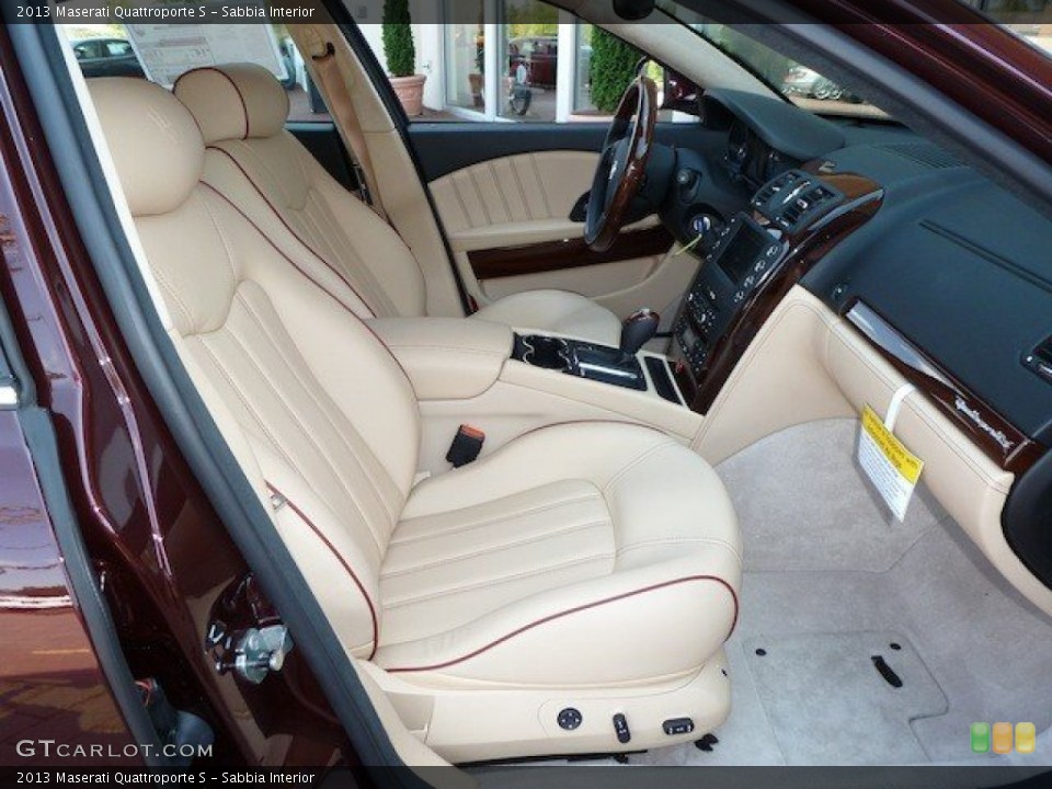 Sabbia Interior Photo for the 2013 Maserati Quattroporte S #70072669