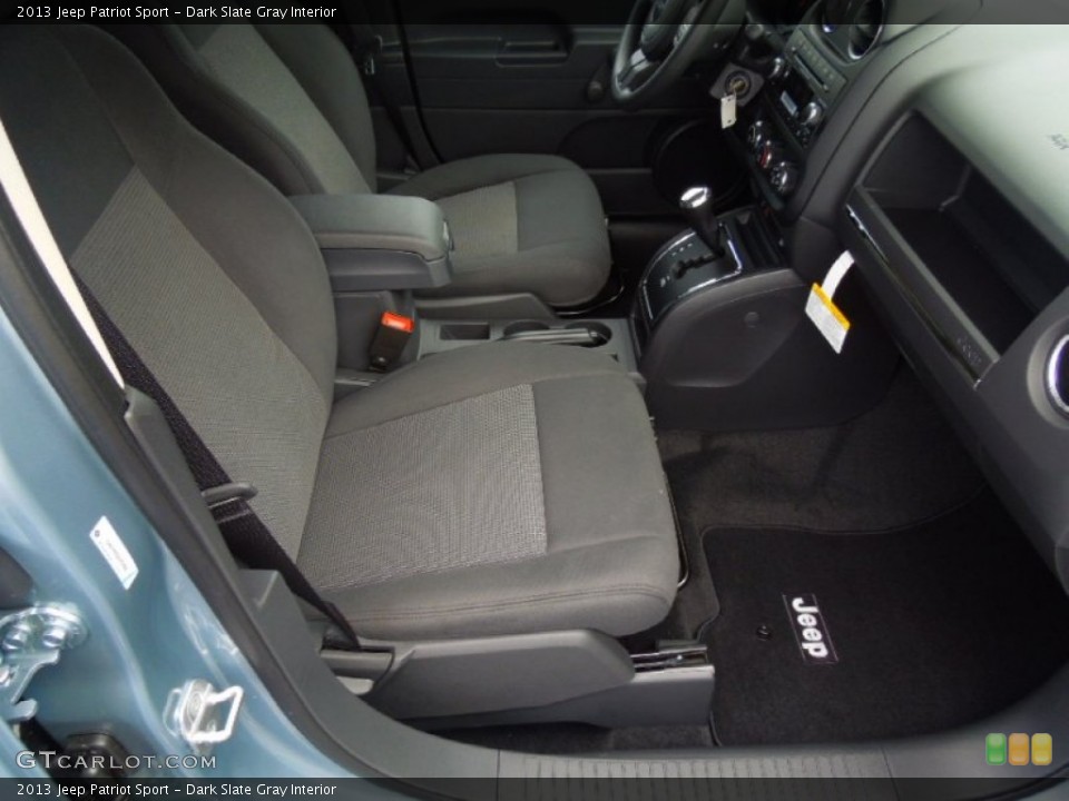 Dark Slate Gray Interior Photo for the 2013 Jeep Patriot Sport #70075430
