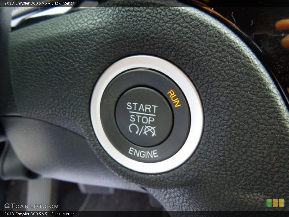Black Interior Controls for the 2013 Chrysler 300 S V6 #70076333