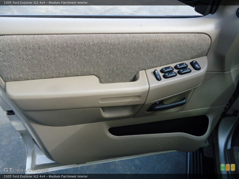 Medium Parchment Interior Door Panel for the 2005 Ford Explorer XLS 4x4 #70086609