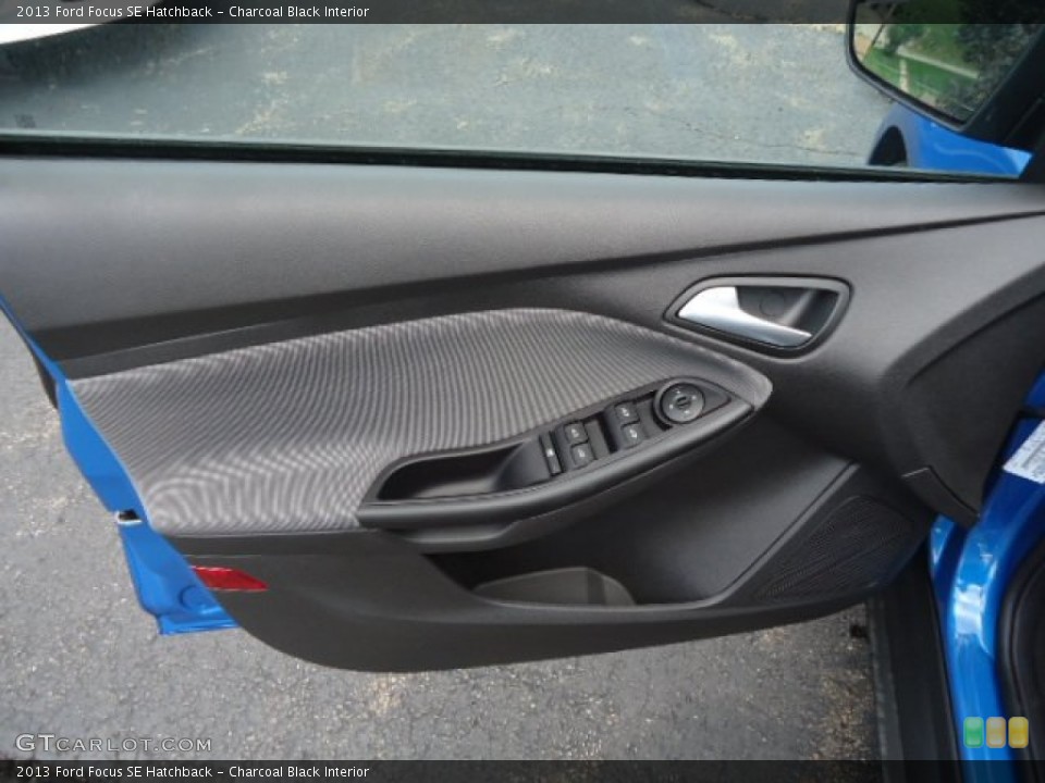 Charcoal Black Interior Door Panel for the 2013 Ford Focus SE Hatchback #70097034
