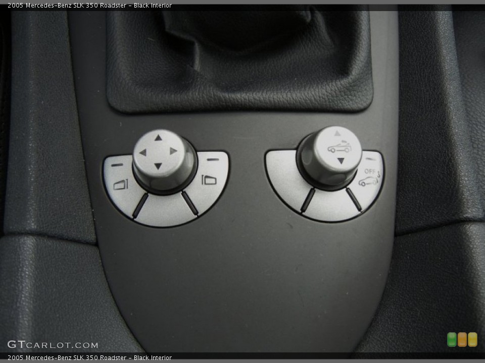 Black Interior Controls for the 2005 Mercedes-Benz SLK 350 Roadster #70107138