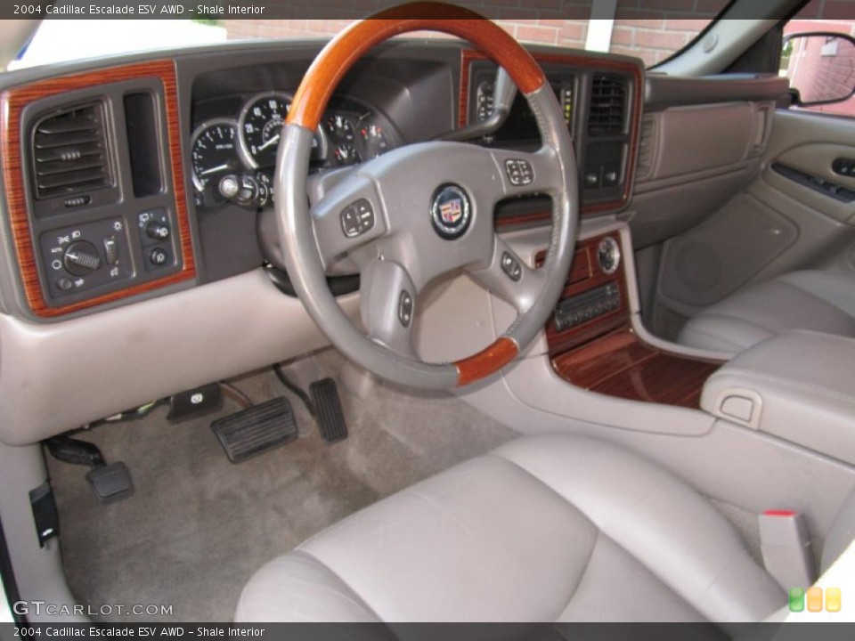 Shale Interior Dashboard for the 2004 Cadillac Escalade ESV AWD #70107492