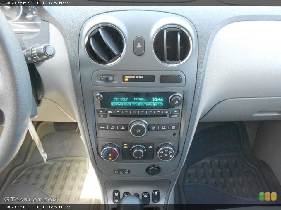 Gray Interior Controls for the 2007 Chevrolet HHR LT #70109787