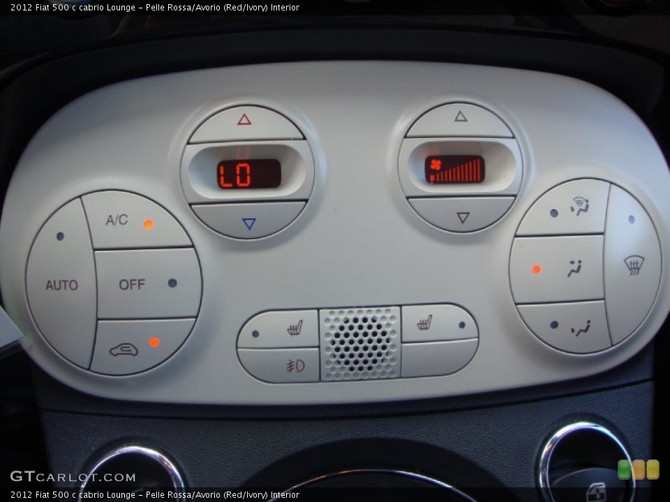 Pelle Rossa/Avorio (Red/Ivory) Interior Controls for the 2012 Fiat 500 c cabrio Lounge #70123377