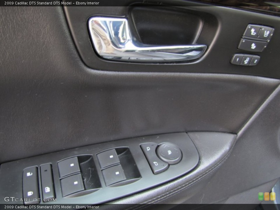 Ebony Interior Controls for the 2009 Cadillac DTS  #70130819
