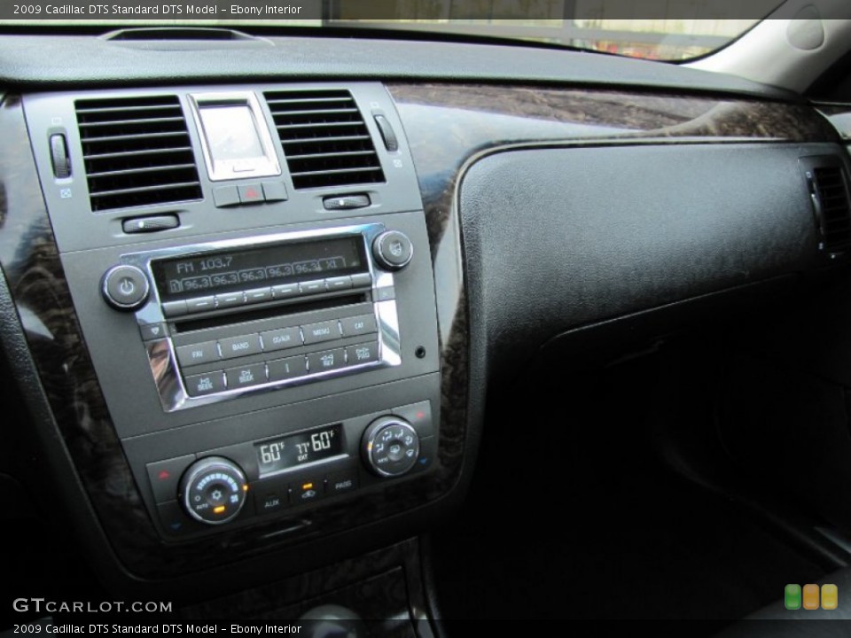Ebony Interior Controls for the 2009 Cadillac DTS  #70130825