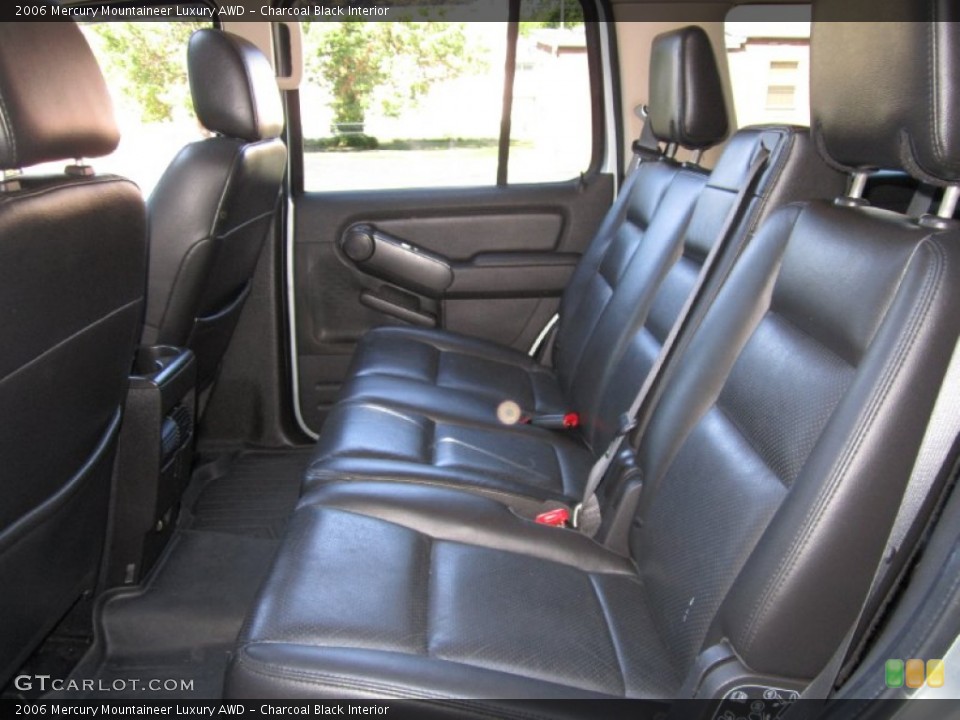 Charcoal Black Interior Rear Seat for the 2006 Mercury Mountaineer Luxury AWD #70158053