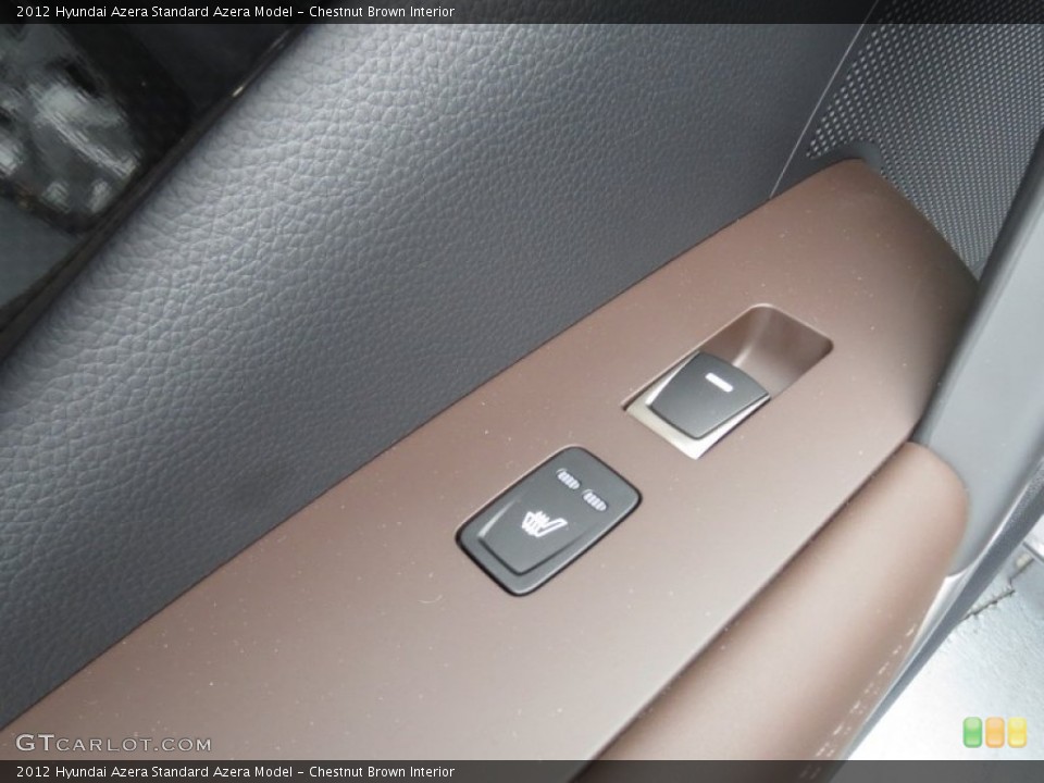 Chestnut Brown Interior Controls for the 2012 Hyundai Azera  #70170386