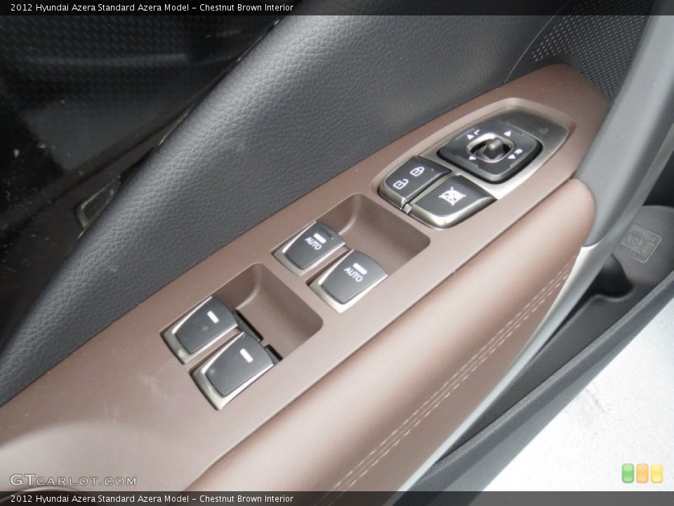 Chestnut Brown Interior Controls for the 2012 Hyundai Azera  #70170414
