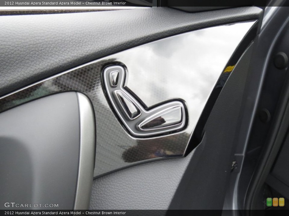 Chestnut Brown Interior Controls for the 2012 Hyundai Azera  #70170425