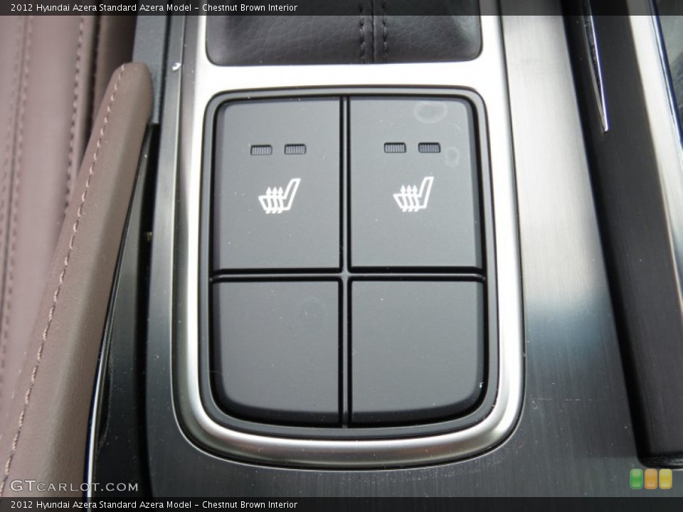 Chestnut Brown Interior Controls for the 2012 Hyundai Azera  #70170491