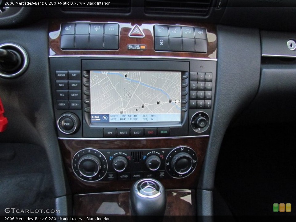 Black Interior Navigation for the 2006 Mercedes-Benz C 280 4Matic Luxury #70175668