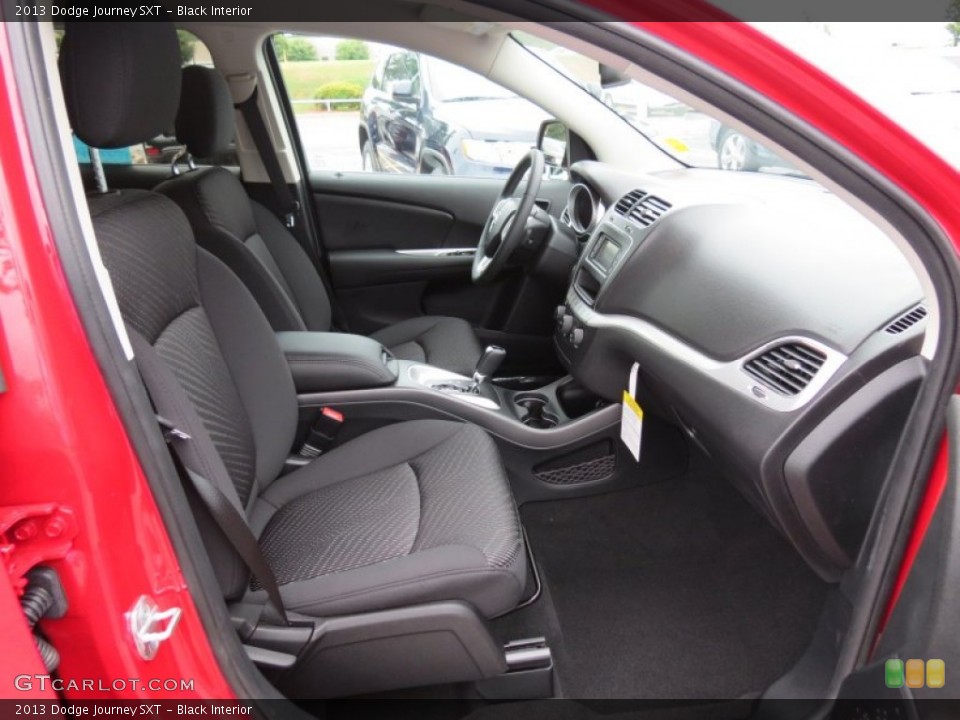 Black Interior Photo for the 2013 Dodge Journey SXT #70185764