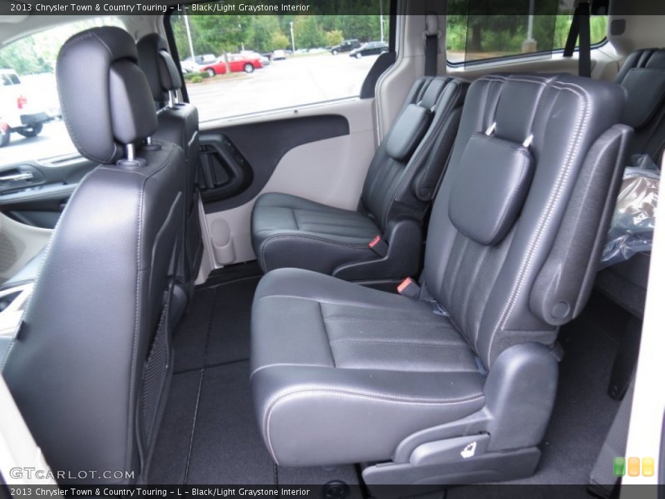 Black/Light Graystone Interior Photo for the 2013 Chrysler Town & Country Touring - L #70187243