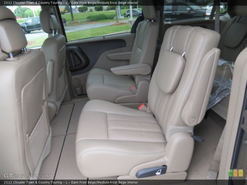 Dark Frost Beige/Medium Frost Beige Interior Photo for the 2013 Chrysler Town & Country Touring - L #70187489