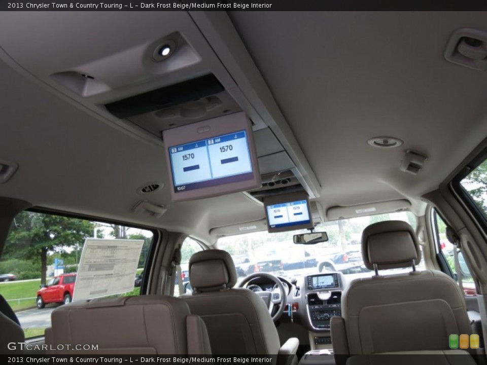 Dark Frost Beige/Medium Frost Beige Interior Photo for the 2013 Chrysler Town & Country Touring - L #70187878