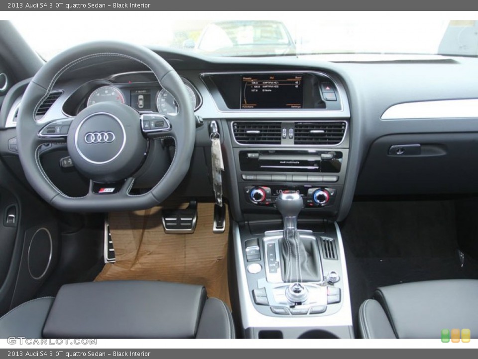 Black Interior Dashboard for the 2013 Audi S4 3.0T quattro Sedan #70210111