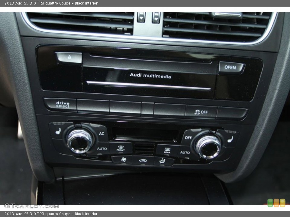 Black Interior Controls for the 2013 Audi S5 3.0 TFSI quattro Coupe #70210568