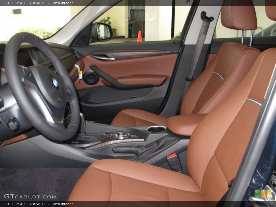 Terra 2013 BMW X1 Interiors