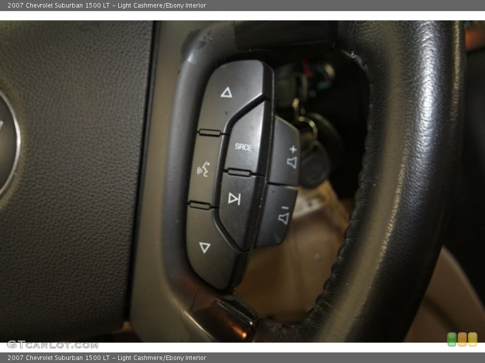 Light Cashmere/Ebony Interior Controls for the 2007 Chevrolet Suburban 1500 LT #70214017