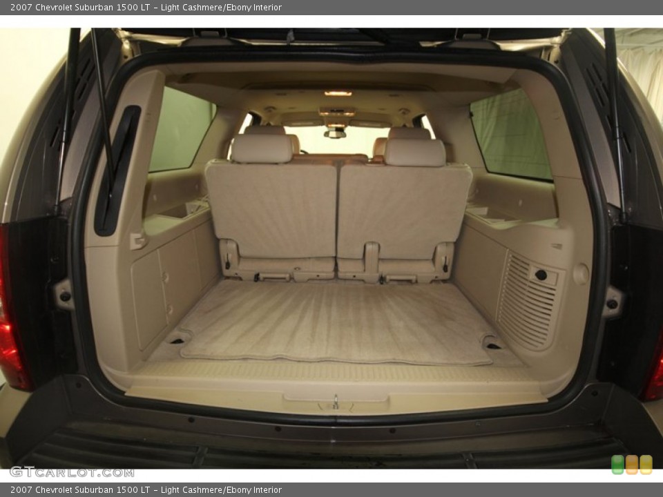 Light Cashmere/Ebony Interior Trunk for the 2007 Chevrolet Suburban 1500 LT #70214089