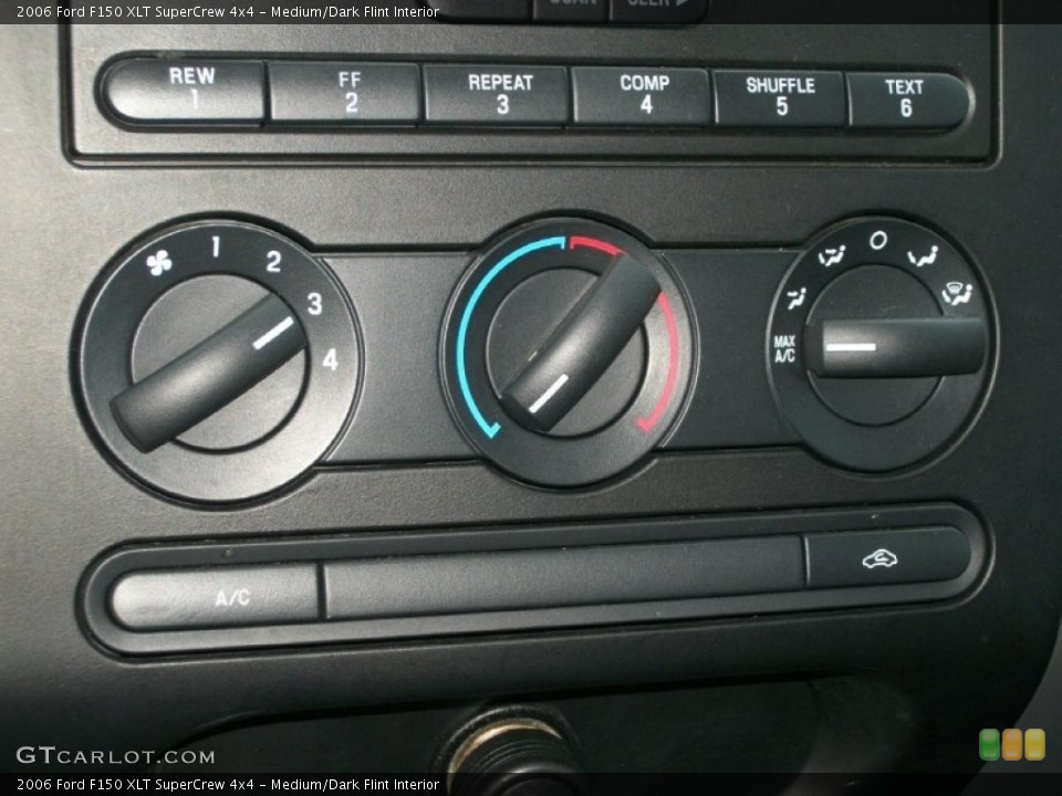 Medium/Dark Flint Interior Controls for the 2006 Ford F150 XLT SuperCrew 4x4 #70216423