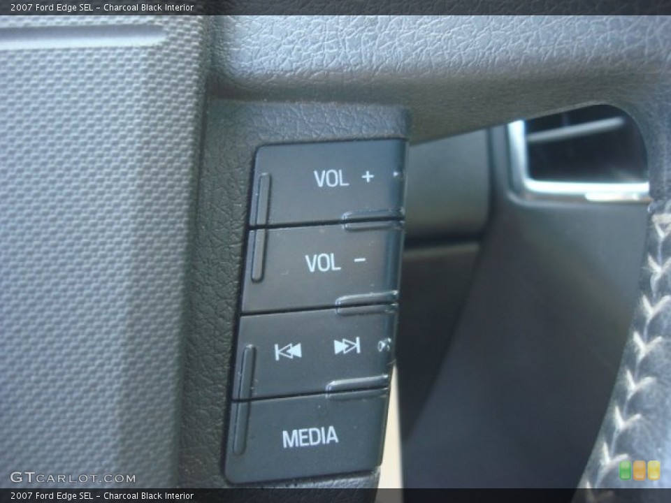 Charcoal Black Interior Controls for the 2007 Ford Edge SEL #70225817