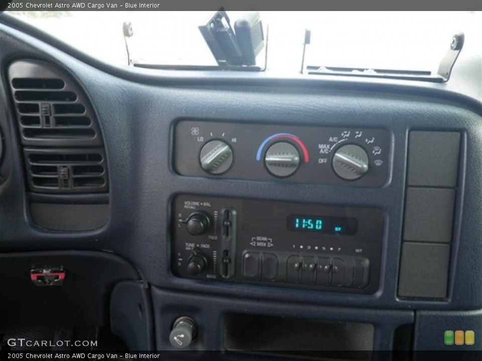 Blue Interior Controls for the 2005 Chevrolet Astro AWD Cargo Van #70228690