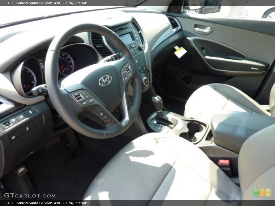 Gray Interior Photo for the 2013 Hyundai Santa Fe Sport AWD #70237618