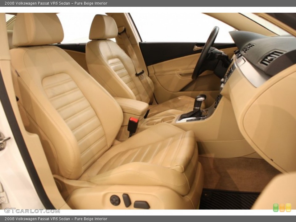 Pure Beige Interior Photo for the 2008 Volkswagen Passat VR6 Sedan #70264036