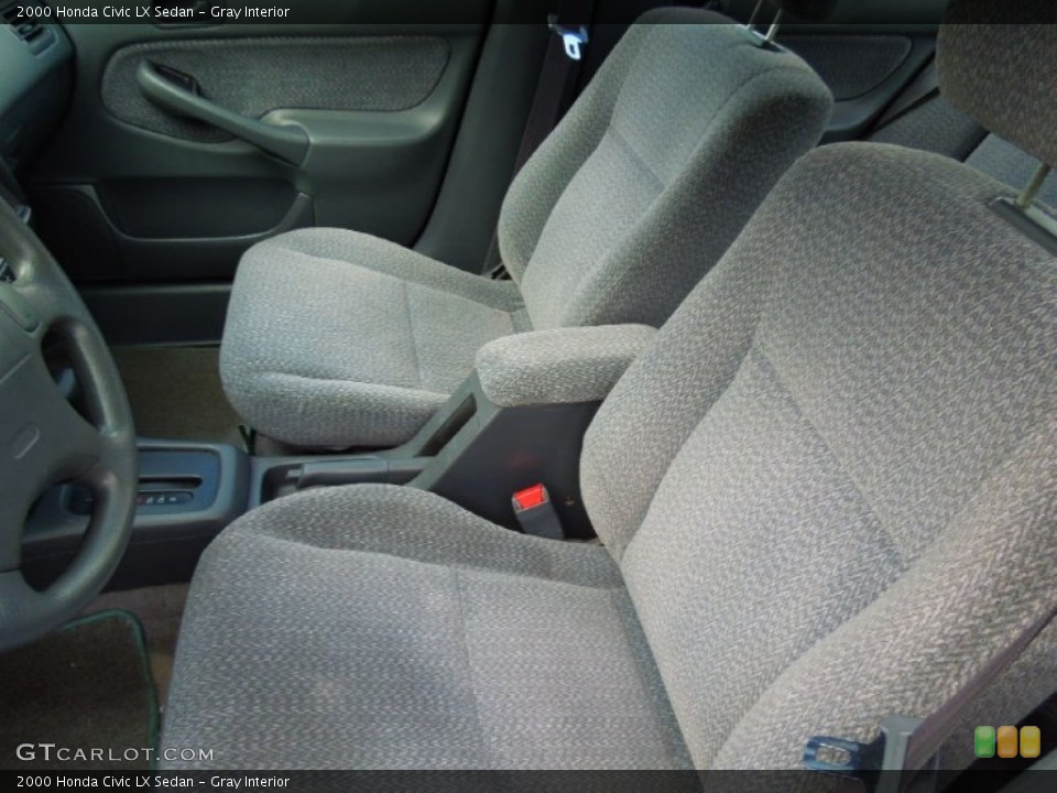 Gray Interior Photo for the 2000 Honda Civic LX Sedan #70267267