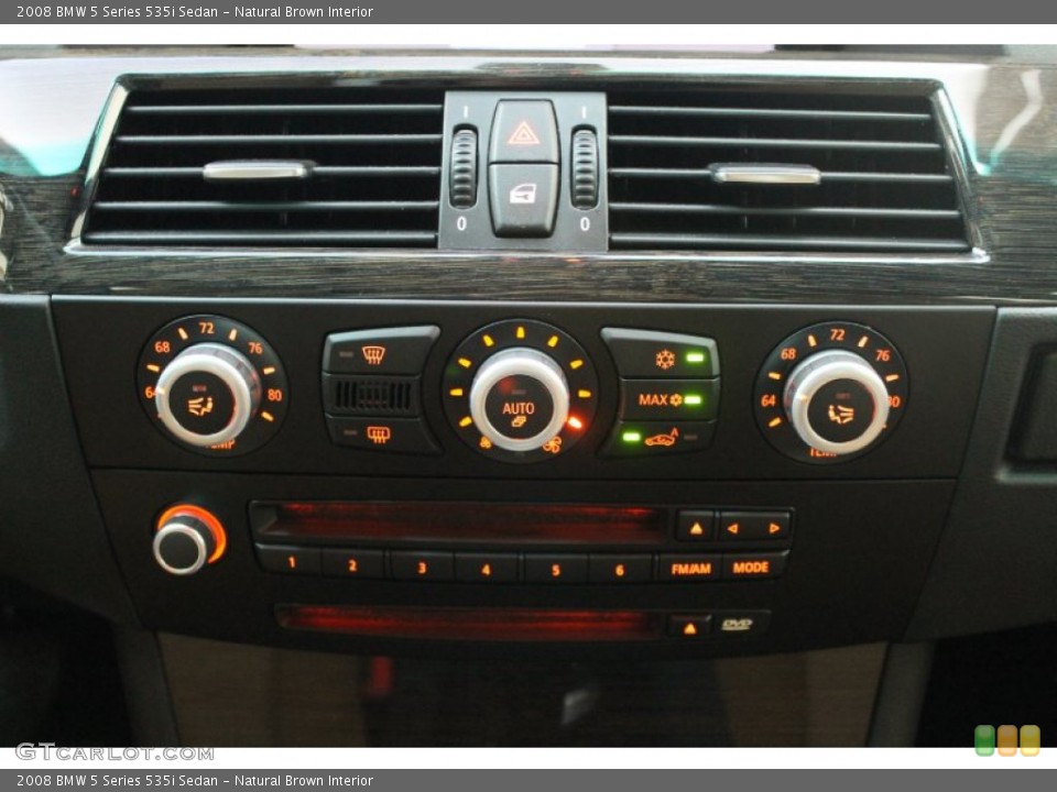 Natural Brown Interior Controls for the 2008 BMW 5 Series 535i Sedan #70271248