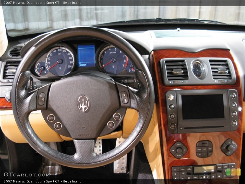 Beige Interior Dashboard for the 2007 Maserati Quattroporte Sport GT #702746