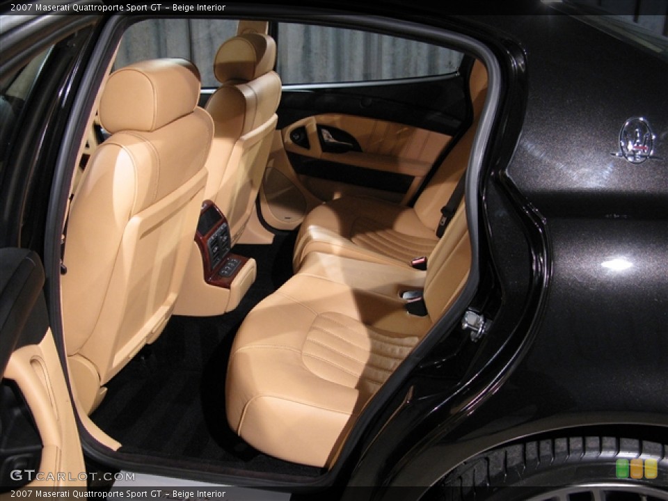 Beige Interior Photo for the 2007 Maserati Quattroporte Sport GT #702767