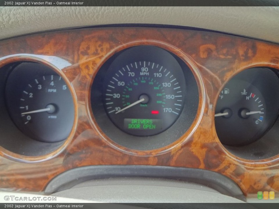 Oatmeal Interior Gauges for the 2002 Jaguar XJ Vanden Plas #70291072